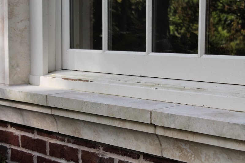 How to Clean Window Sills (Exteriors Included!)