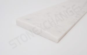 White Carrara Single Hollywood Bevel Threshold 4x36